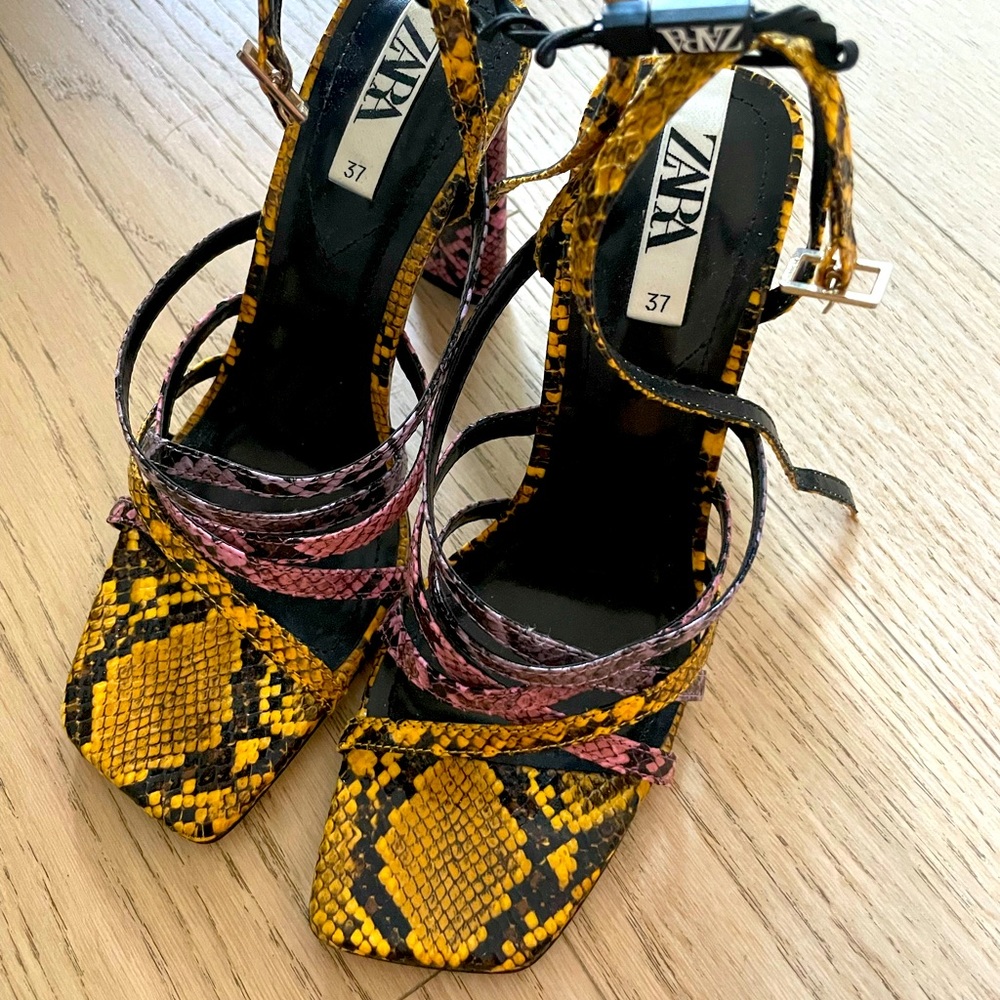 Zara animal print heels 37 brand new
